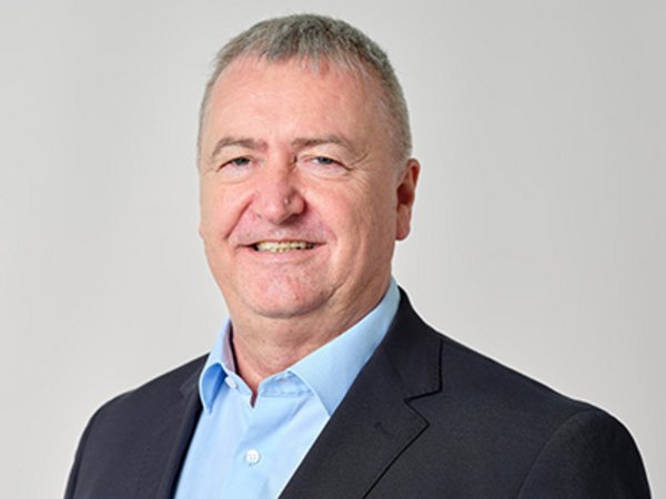 Ernst Hunkeler, CEO Ernst Hunkeler, CEO